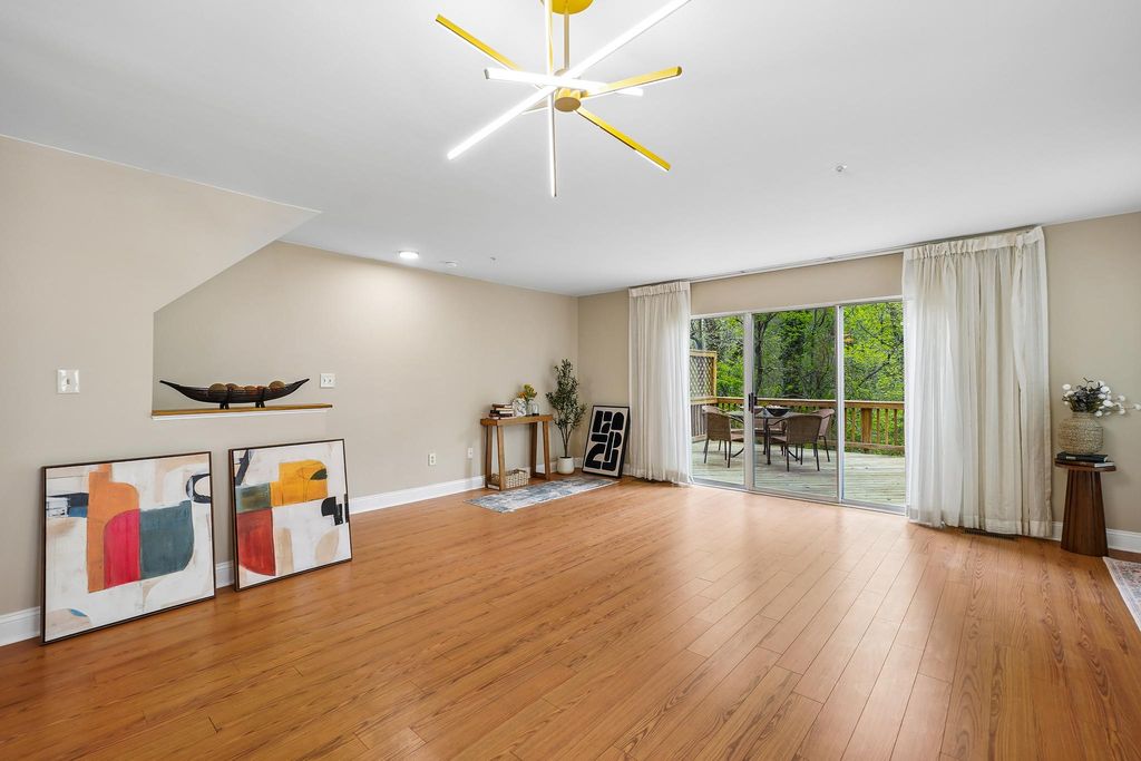Image 18 of property listing at 10775 KITCHENER CT, Bowie, MD 20721