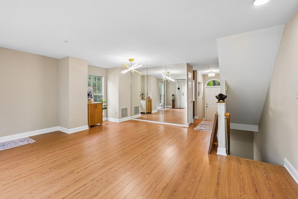 Image 22 of property listing at 10775 KITCHENER CT, Bowie, MD 20721