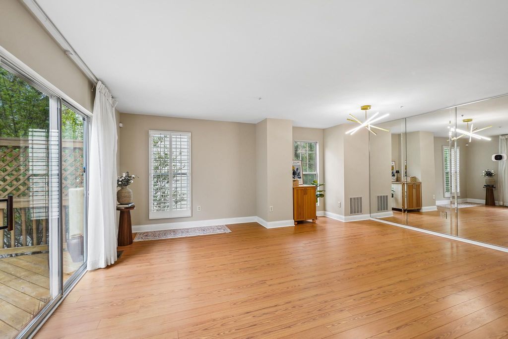Image 23 of property listing at 10775 KITCHENER CT, Bowie, MD 20721