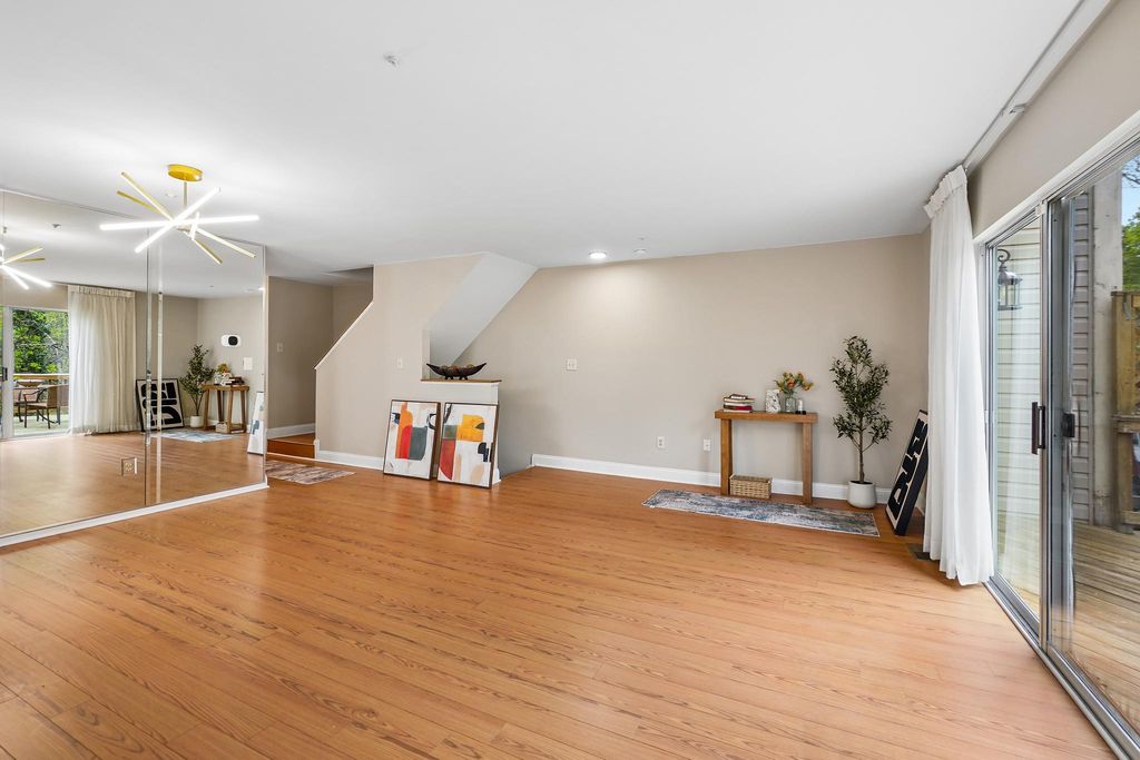 Image 24 of property listing at 10775 KITCHENER CT, Bowie, MD 20721