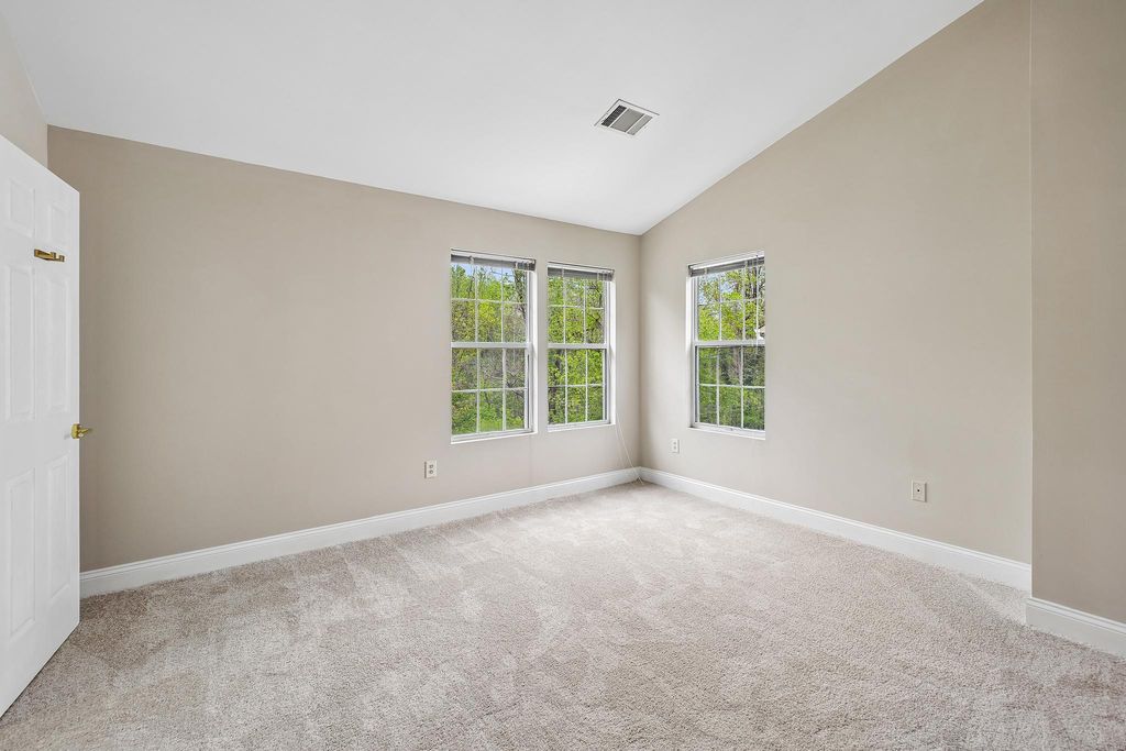 Image 29 of property listing at 10775 KITCHENER CT, Bowie, MD 20721