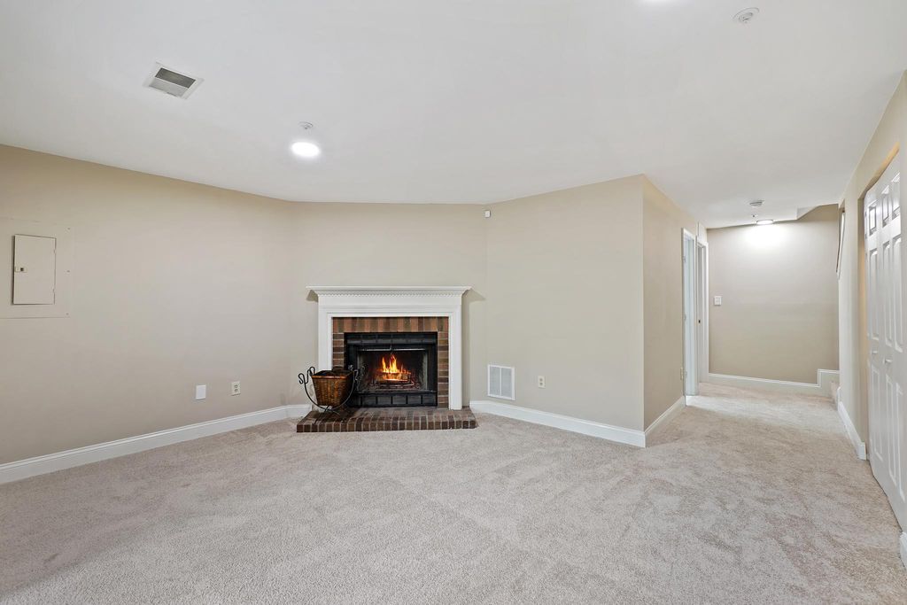 Image 40 of property listing at 10775 KITCHENER CT, Bowie, MD 20721
