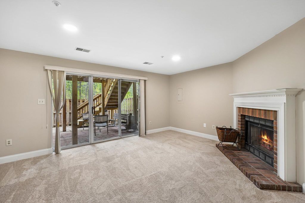 Image 41 of property listing at 10775 KITCHENER CT, Bowie, MD 20721