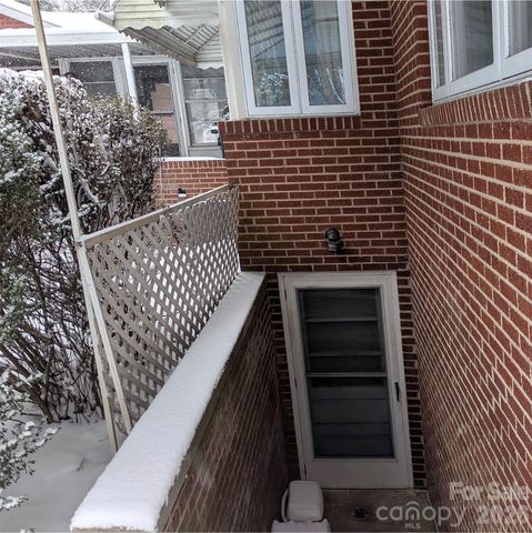 1612 Statesville Boulevard, Salisbury, NC 28144