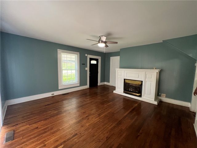 309 Jaynes Street, Walhalla, SC 29691