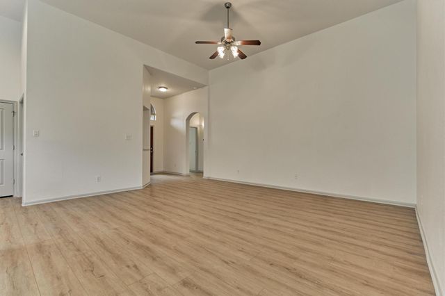 8722 Auburn Mane Drive, Tomball, TX 77375