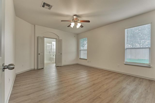 8722 Auburn Mane Drive, Tomball, TX 77375
