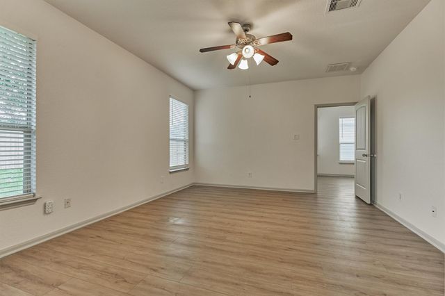 8722 Auburn Mane Drive, Tomball, TX 77375