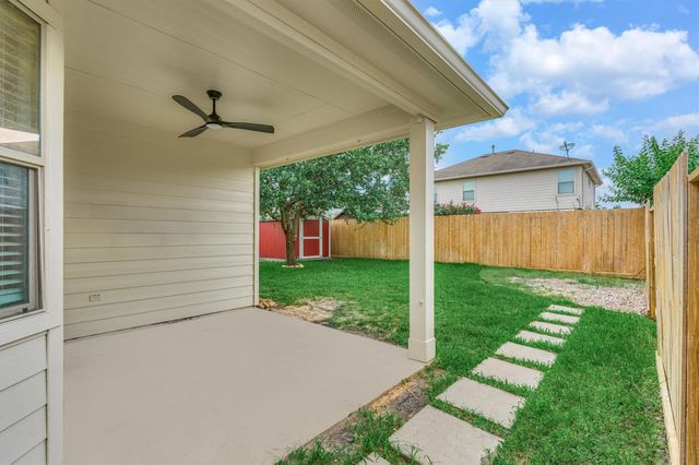 8722 Auburn Mane Drive, Tomball, TX 77375