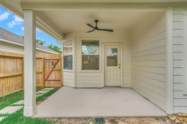 8722 Auburn Mane Drive, Tomball, TX 77375