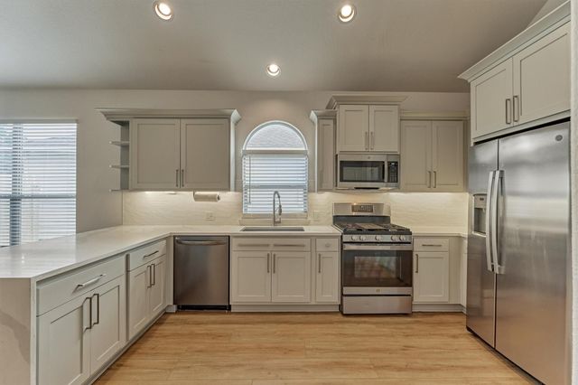 8722 Auburn Mane Drive, Tomball, TX 77375