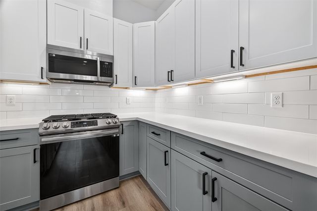 314 Neyland Street, Houston, TX 77022