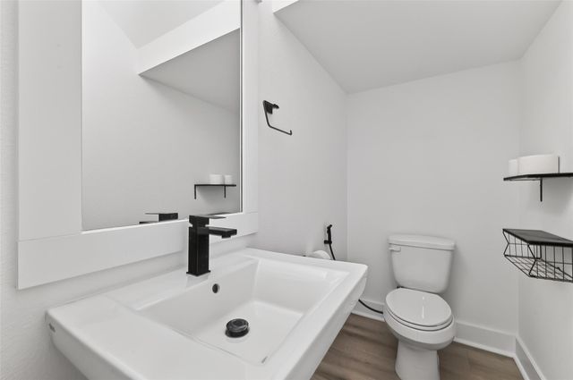 314 Neyland Street, Houston, TX 77022