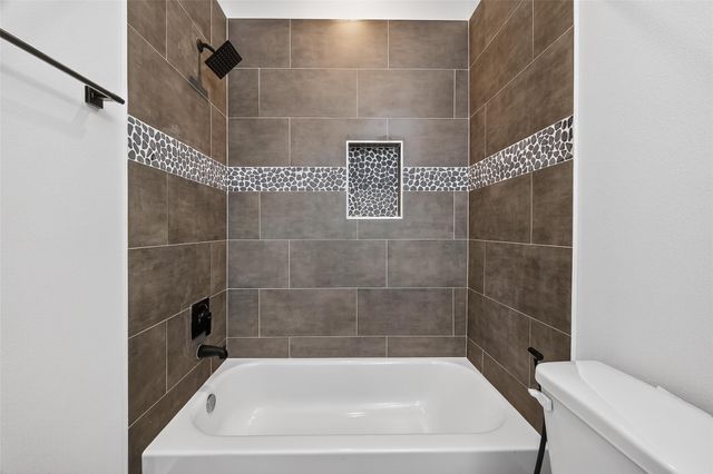 314 Neyland Street, Houston, TX 77022