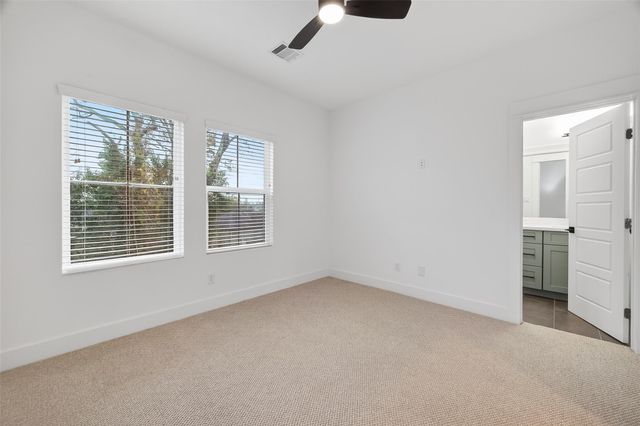 314 Neyland Street, Houston, TX 77022