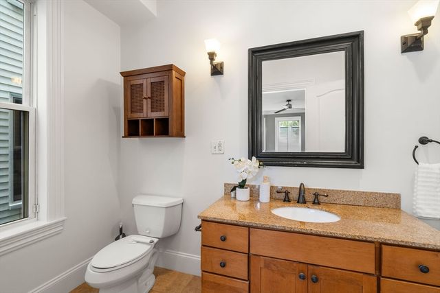 215 L Street 1, Boston, MA 02127