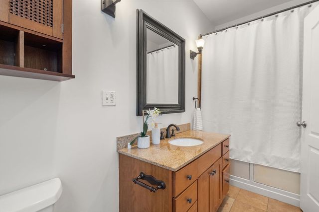 215 L Street 1, Boston, MA 02127