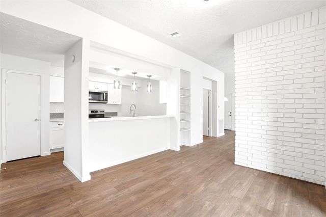 16007 Ridgegreen Drive, Houston, TX 77082