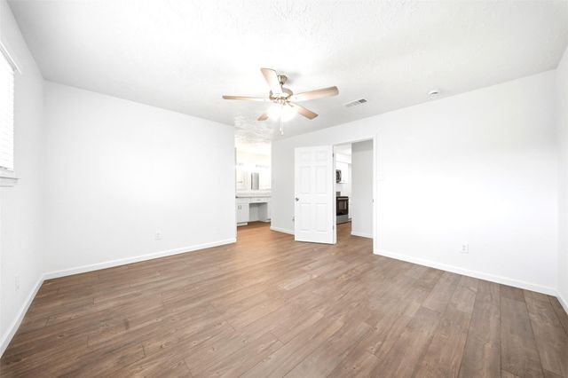 16007 Ridgegreen Drive, Houston, TX 77082