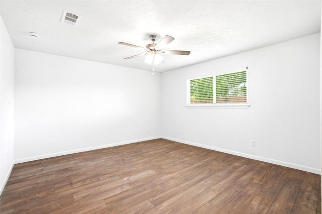 16007 Ridgegreen Drive, Houston, TX 77082