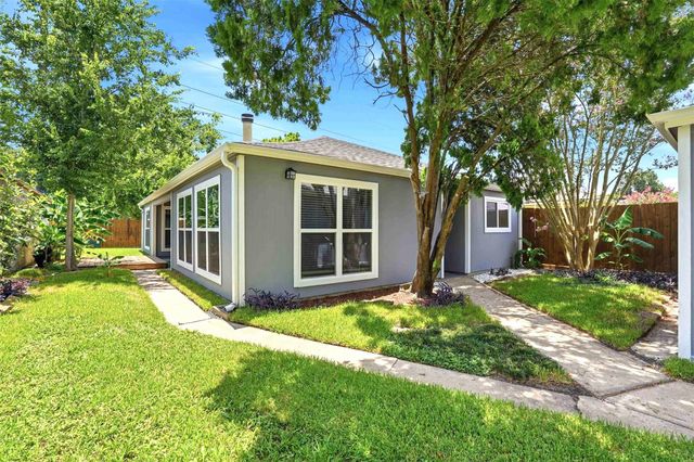 16007 Ridgegreen Drive, Houston, TX 77082