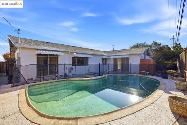 620 Chevy Chase Way, Hayward, CA 94544