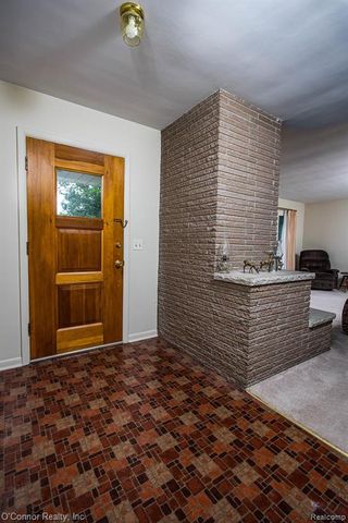 905 Virginia Avenue, Marysville, MI 48040