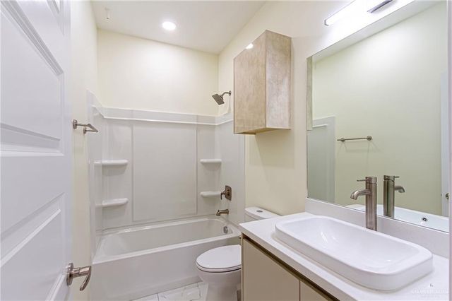 1313 N Aryana Avenue, Edinburg, TX 78541