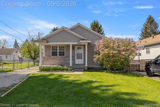 13230 Delavern Street, Gibraltar, MI 48173