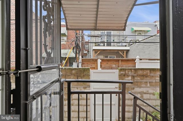 2105 S WOODSTOCK ST, Philadelphia, PA 19145