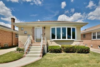 4712 N Ozark Avenue, Norridge, IL 60706