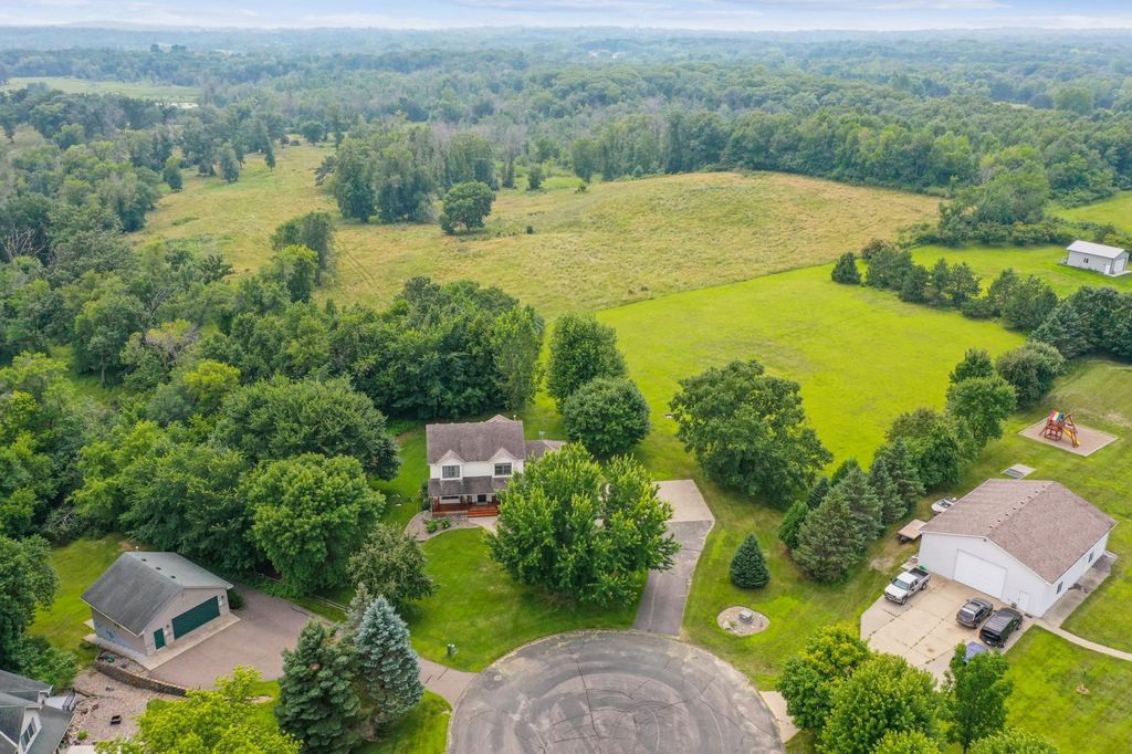 20728 Hoover Court NW, Elk River, MN 55330