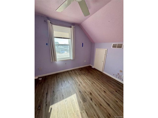 55699 E 31st Ave, Strasburg, CO 80136