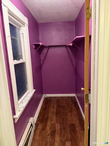 27 Connerton Street, New Britain, CT 06051