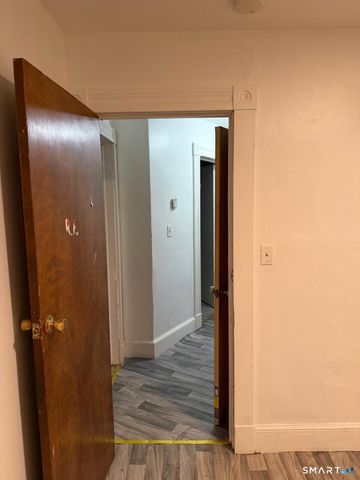 27 Connerton Street, New Britain, CT 06051