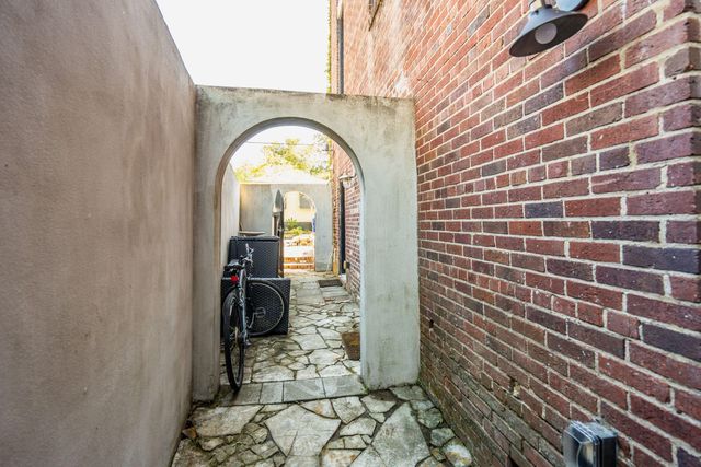 2 Francis Street Unit I, Charleston, SC 29403