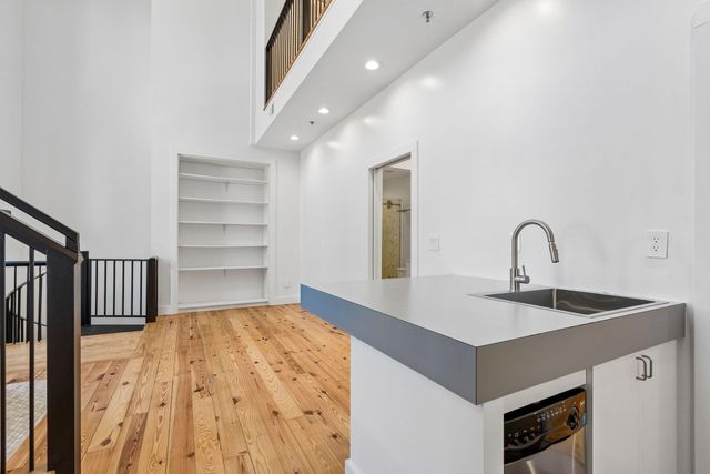 2 Francis Street Unit I, Charleston, SC 29403