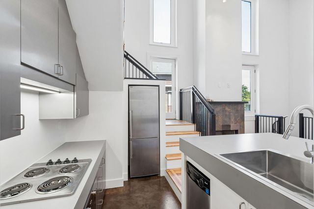 2 Francis Street Unit I, Charleston, SC 29403