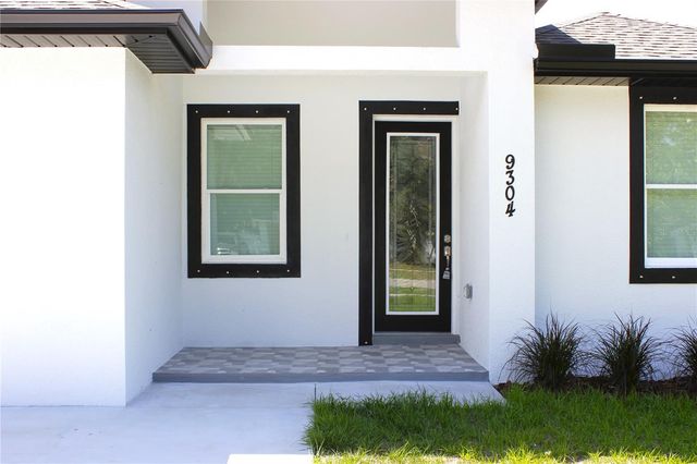9304 N 18TH STREET, Tampa, FL 33612