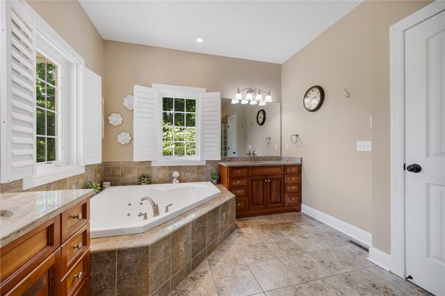 550 West Creek Drive, Webster, NY 14580