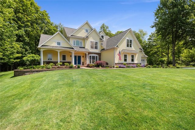 550 West Creek Drive, Webster, NY 14580