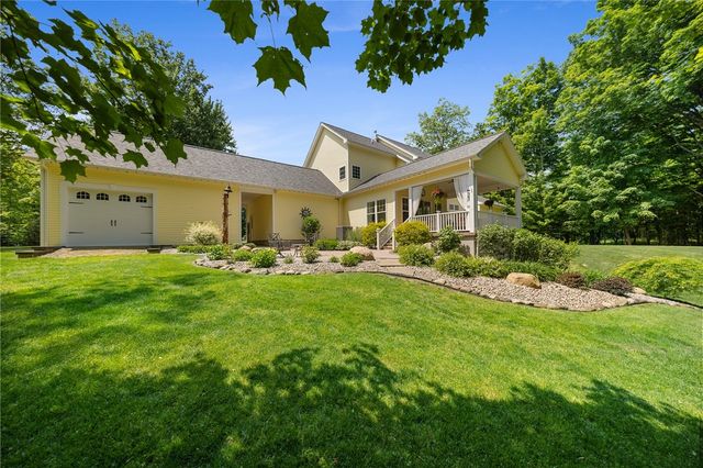 550 West Creek Drive, Webster, NY 14580