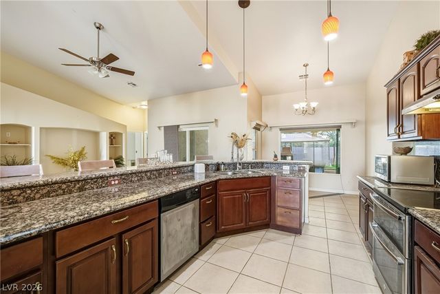 2290 South Murphy Street, Pahrump, NV 89048