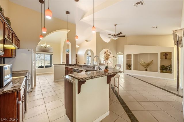 2290 South Murphy Street, Pahrump, NV 89048