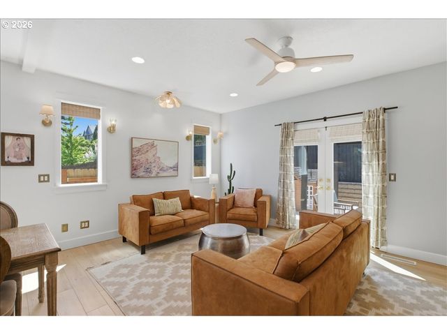 6131 EXODUS St, Salem, OR 97306