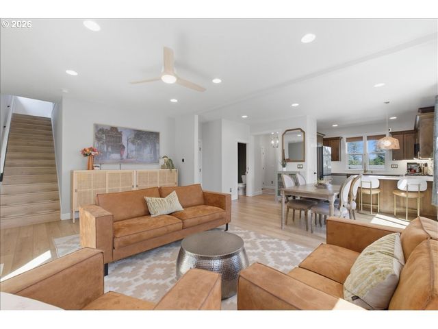 6131 EXODUS St, Salem, OR 97306