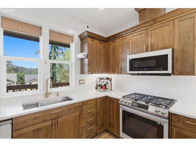 6131 EXODUS St, Salem, OR 97306