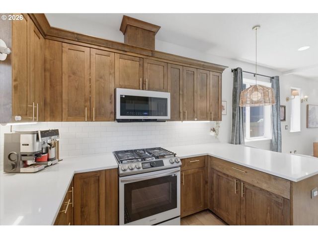 6131 EXODUS St, Salem, OR 97306