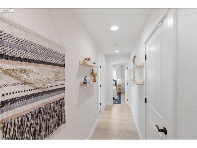 6131 EXODUS St, Salem, OR 97306