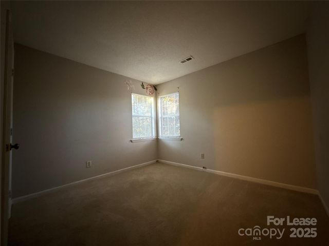 7426 Barn Stone Drive, Charlotte, NC 28227